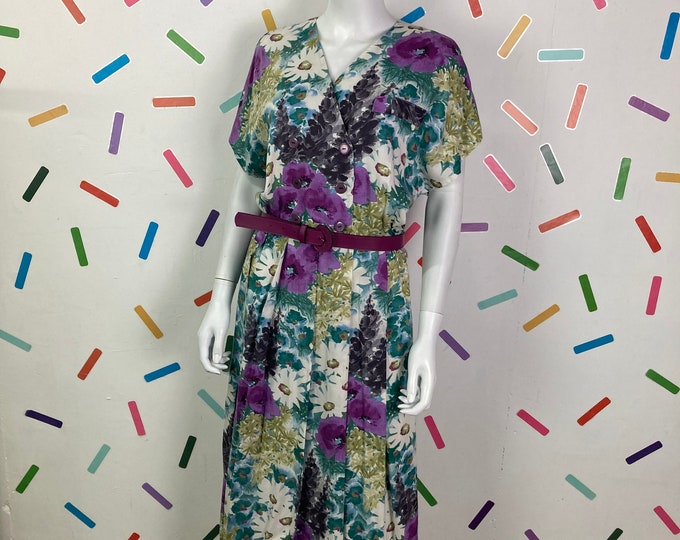 True vintage 80s does 50s floral design midi dress with button fastening and original belt - size 14-16