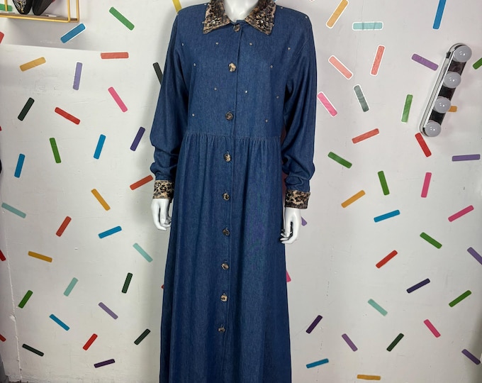 1980s true vintage denim long sleeve midi dress  with animal print collar size 12
