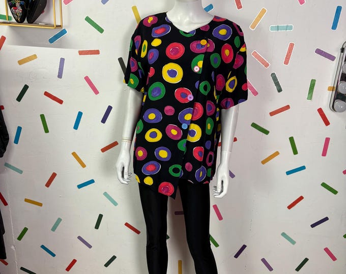1980s Vintage Spot Design Top: Asymmetric Hem, Short Sleeve Viscose Blouse
