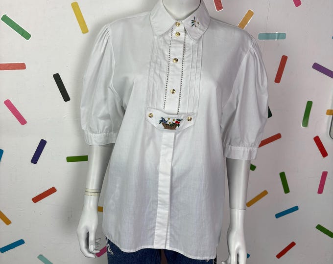 True vintage Austrian / Germanic dirndl design white blouse with embroidery - size  12/14