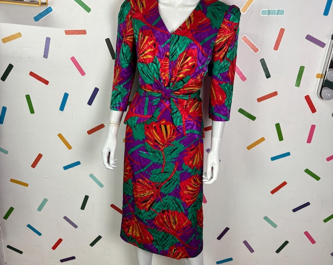 1980s true vintage bright red / green floral  party midi dress size 10