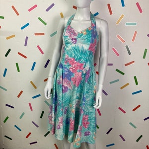 Jaren &#39;80 echte vintage halternek pastelkleurige abstracte bloemenzomerjurk met zakken - Maat tot 12/14
