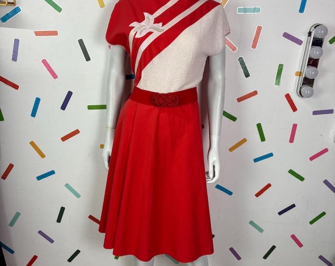 1980s true vintage red midi dress with white applique  detail size 10/12