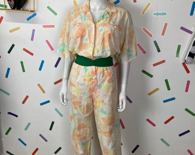 1980s true vintage peach floral batwing jumpsuit - size 14/16