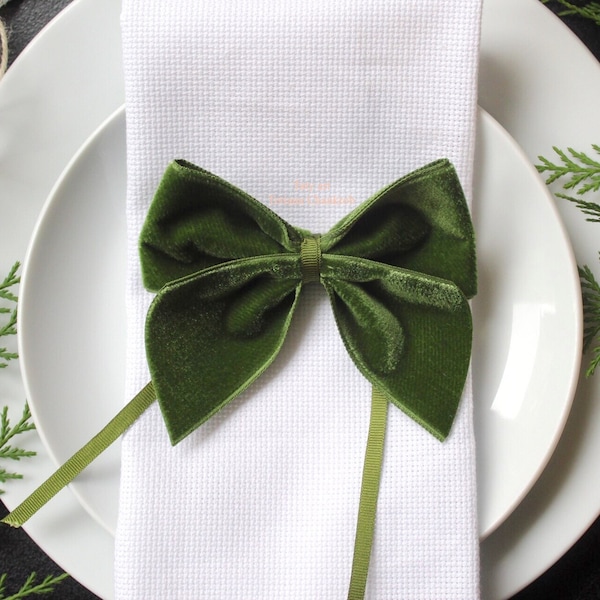 Velvet bow ties/Christmas napkin rings/Xmas napkin rings velvet/French velvet/velvet bow napkin rings/Christmas ornament/bow