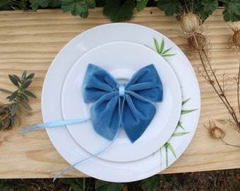 Velvet bow ties/napkin rings/dusty blue/napkin rings velvet/velvet bow/blue velvet napkin ring/christmas ornament/bow/knot