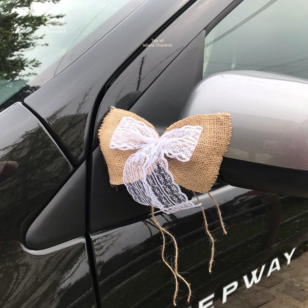 Bow tie in burlap and lace/Antenna loop car bow