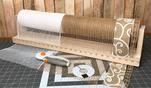 CAROL - Mesh Roller - Ribbon Holder - Ribbon Cutter- Fabric Cutting St–  Bush Acres