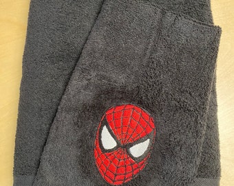 Personalized 2 Piece Embroidered Spiderman Towel Set