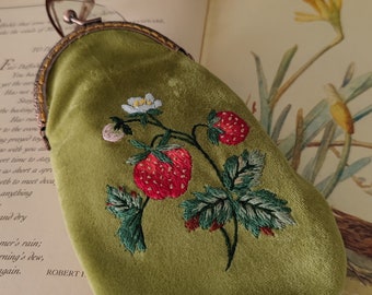 Case for glasses, hand embroidery
