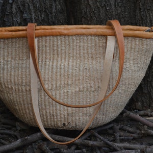 Handwoven Kiondo Bag Sisal Basket Zipped bag Market Bag image 1