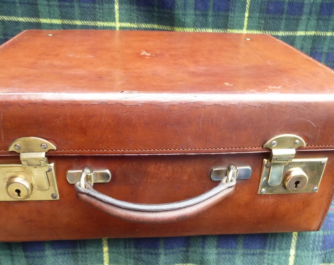 Antique Train Hardside Overnighter 1940's Luggage Rare Suitcase