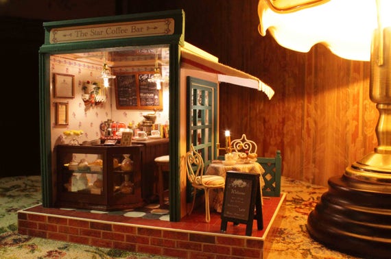 dollhouse with working lights