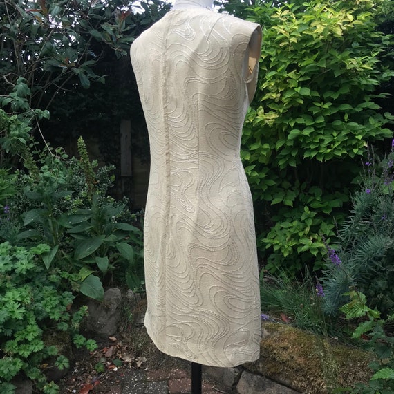 1960s honey silk cocktail dress with waving lurex… - image 5