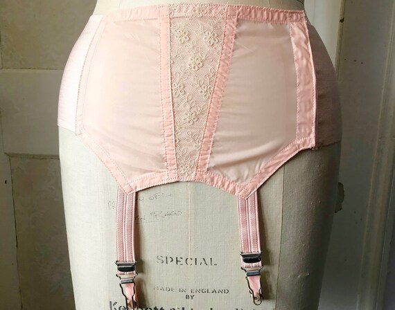 1940s/50s perfect peach girdle unworn