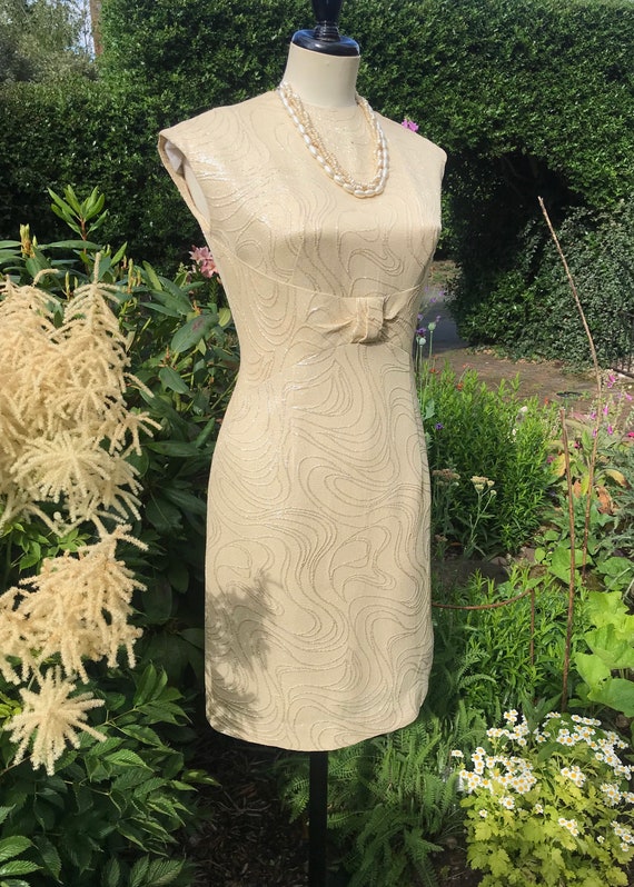 1960s honey silk cocktail dress with waving lurex… - image 2