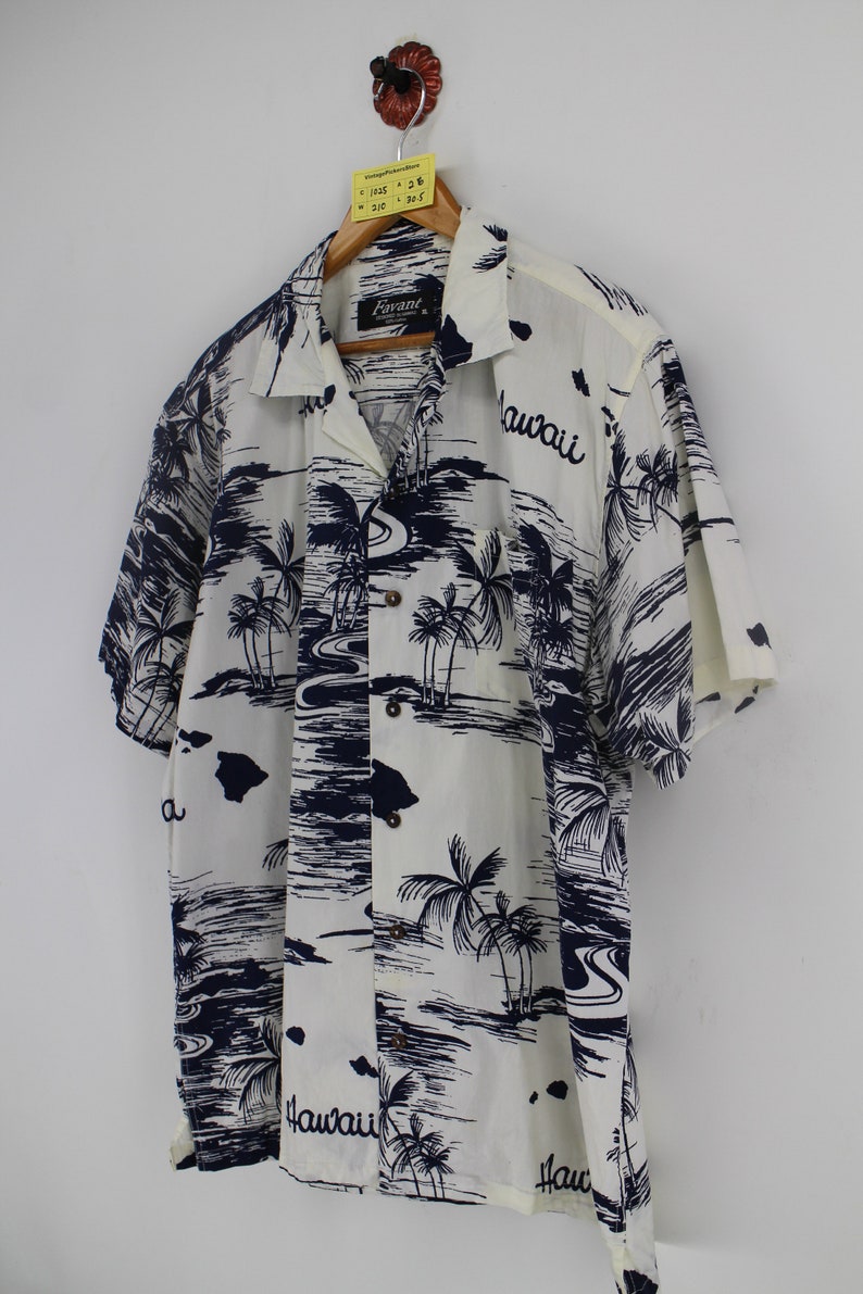 HAWAIIAN Cotton Shirt Mens XLarge Vintage 90s Hawaii Coconut Tree Water Fullprint Design Honolulu Island Guam Aloha Beach Buttondown Size XL
