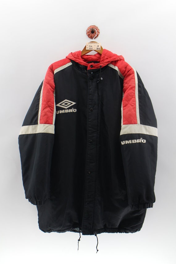 nike buys umbro