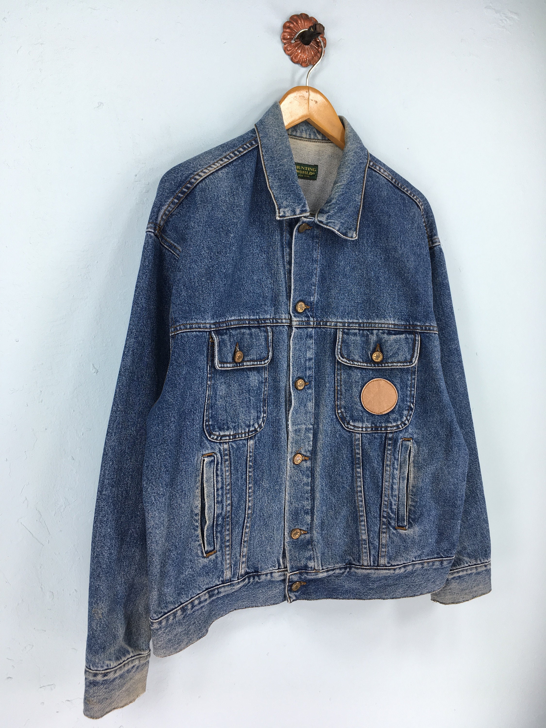 Vintage 90s Hunting World Trucker Denim Jacket Large Hunting World New York Designer Italy Cowboy Acid Wash Blue Button Jeans Jacket Size L