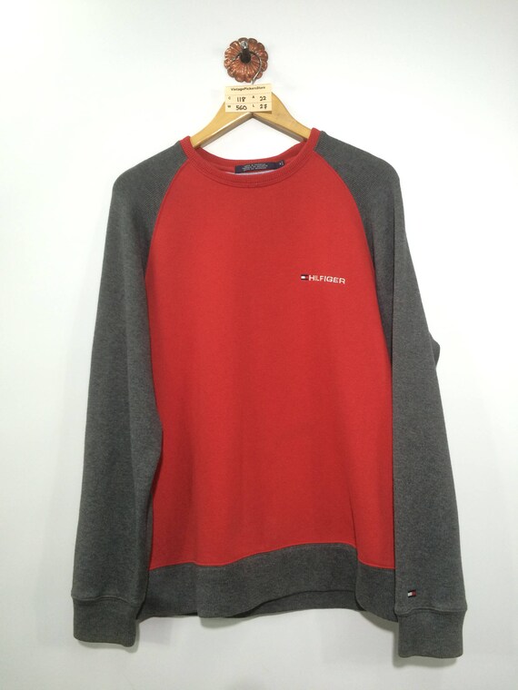 tommy hilfiger 90s sweater