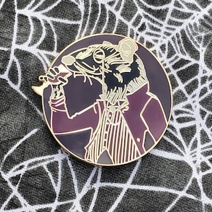 Spilla da bavero in smalto duro con spirito afflitto di ratto fantasia