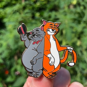 O’Malley and Scat Cat Aristocats Hard Enamel Lapel Pin Badge