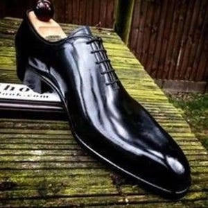 Zapatos Oxford de cuero negro patinado hechos a mano - Zapatos de vestir de una sola pieza, moda de primera calidad