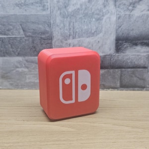 Nintendo Switch ゲームケース – プッシュフィット蓋で最大 16 個のゲームを収納可能