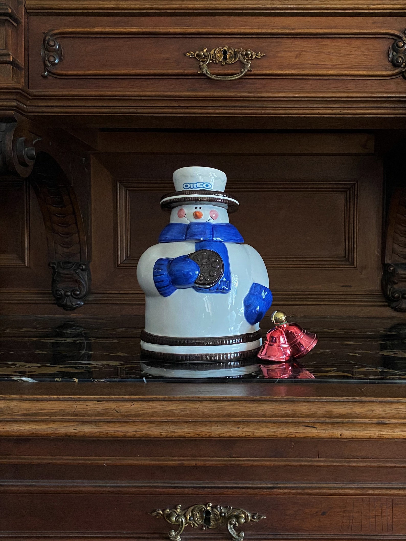 Cookie Jar OREO Snowman Ceramic Nabisco Classics, Holiday Decor