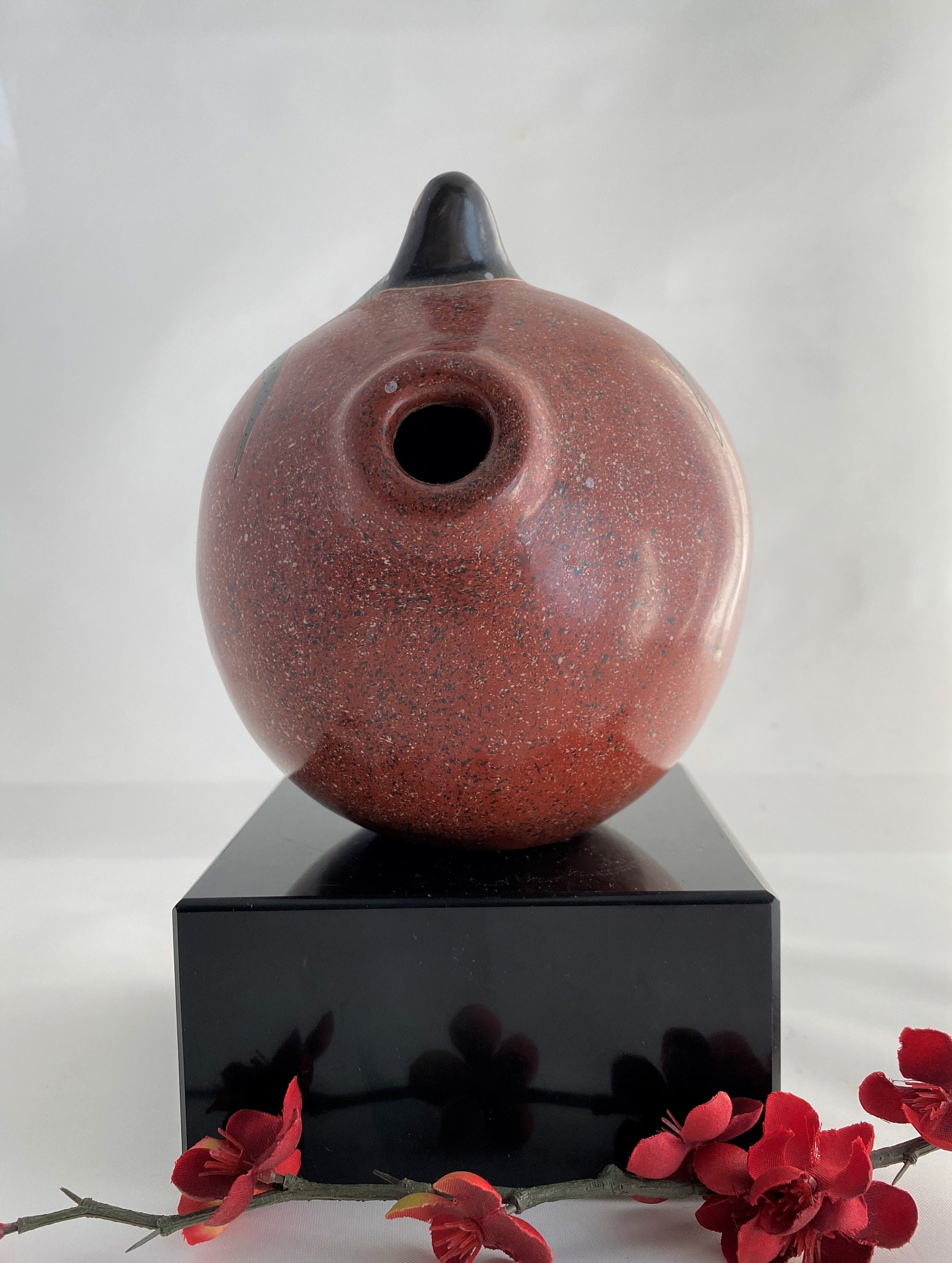 San Juan De Oriente, Nicaraguan Ceramic Bud Vase, 