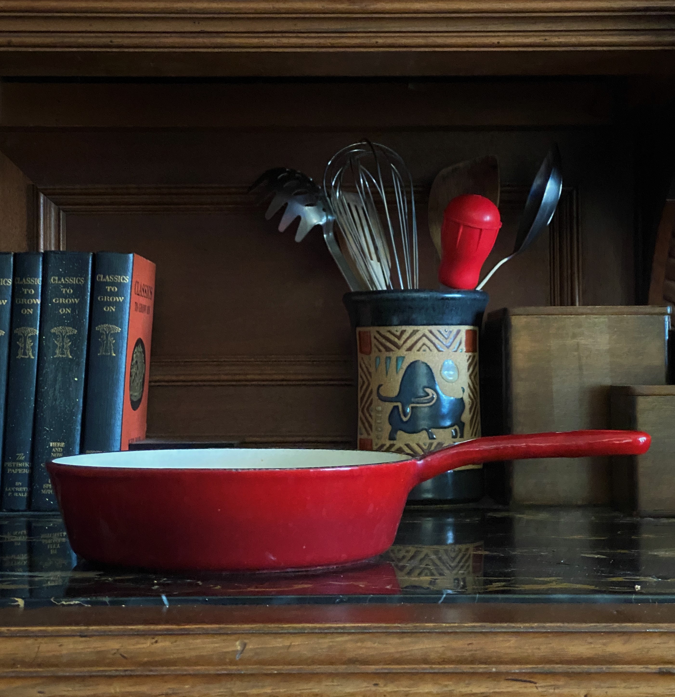 RK Real Kitchen 9 Enameled Cast Iron Skillet, Orange & White Cast Iron