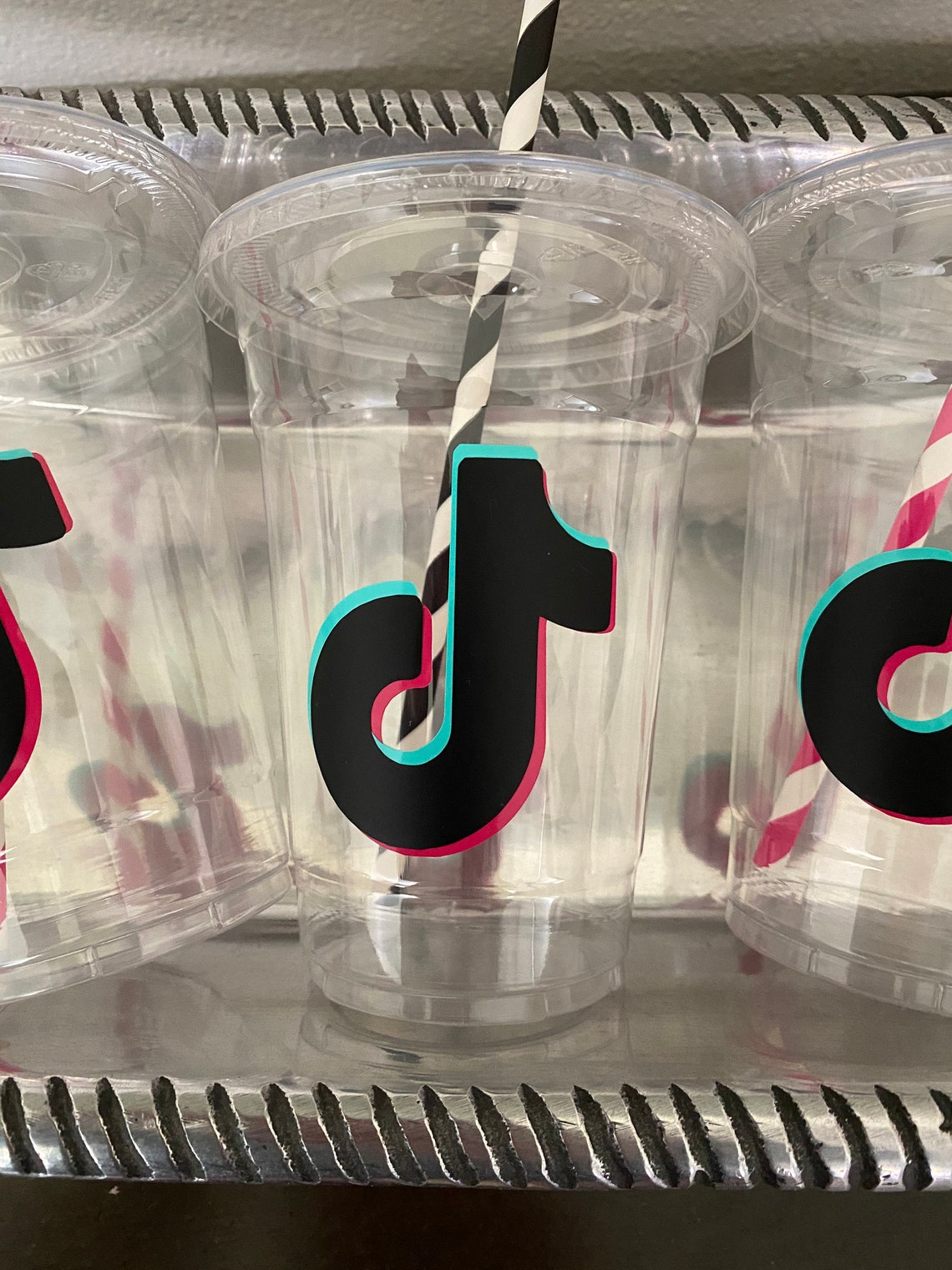Tik Tok Birthday Party Disposable Plastic Cups with lids 16oz Etsy