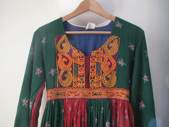 Vintage Original 1970s Embroidered Afghan Festival