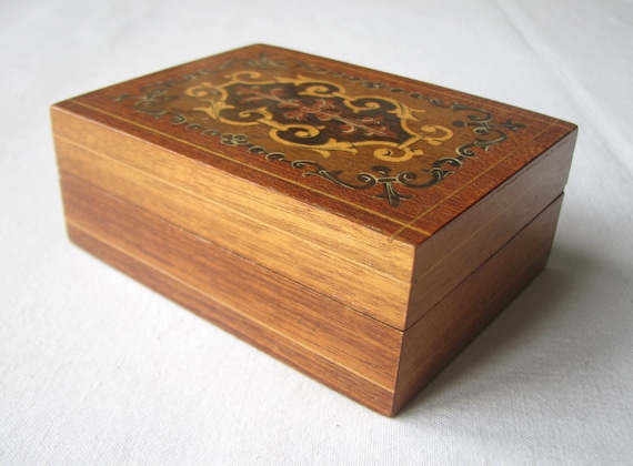 Italian inlaid wood box with Sorrento view