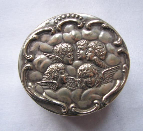 Antique EPNS Reynolds Angels Round Trinket Box