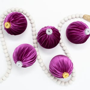 Single 3-Inch Dark Pink Velvet Ball Ornament – Handmade Shatterproof Christmas Tree Decoration Magenta