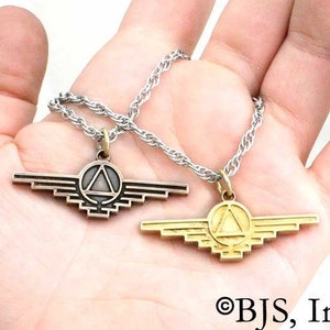 Gold Society Symbol Pendant, Bronze or Brass, Officially Licensed Red Rising Jewelry with Pierce Brown, Leader Caste Necklace