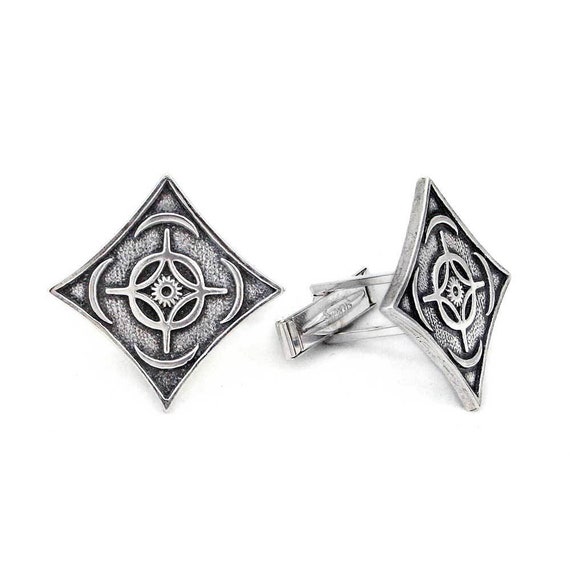 LV Catch Cufflinks S00 - Men - Fashion Jewelry