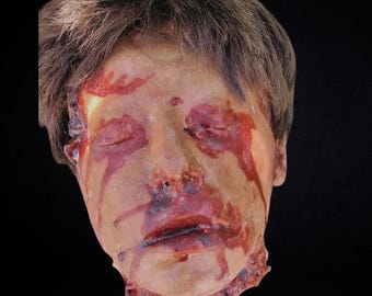 Silicone Severed Head Trophy – Life Size Realistic Horror Prop, Fake Head with Synthetic Hair, Halloween Haunted House Decor