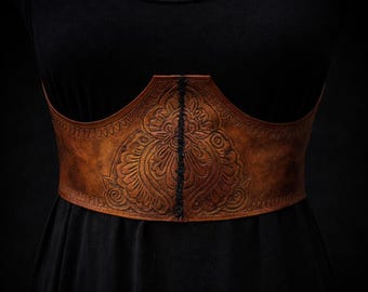 Corsetto in Pelle Artigianale – Lavorazione Toscana – Bustino Dark Elegante – Moda Cinematografica – MIDIANlab