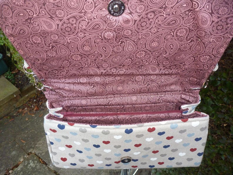 Shoulder bag, Clutch bag, Hearts pattern, lined with paisley patterned cotton image 4