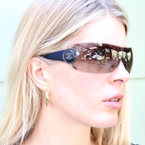 【CHANEL】美品　希少　シャネル　シールドサングラス　スタイリッシュ Vintage chanel shield sunglasses - Etsy 日本