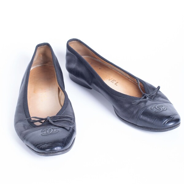 vintage chanel flats
