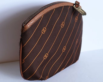 Vintage GUCCI 1970s Brown Monogram GG Pouch with Gold Logo Zip Cosmetic Case Clutch Carryall 70s Web Tan Canvas Leather