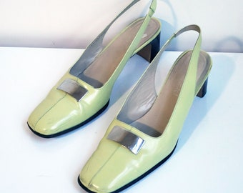 Vintage GUCCI by Tom Ford Yellow Patent Leather Slingback Pumps with Silver Logo Plaque sz 9.5 GG Logo Square Toe Mule Y2K