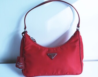 PRADA Y2K Red Mini Hobo Bag RE Nylon Tessuto Y2K 90s Linea Rossa Pochette Silver Hardware Cherry