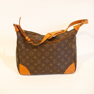 Louis Vuitton Crossbody Bag 