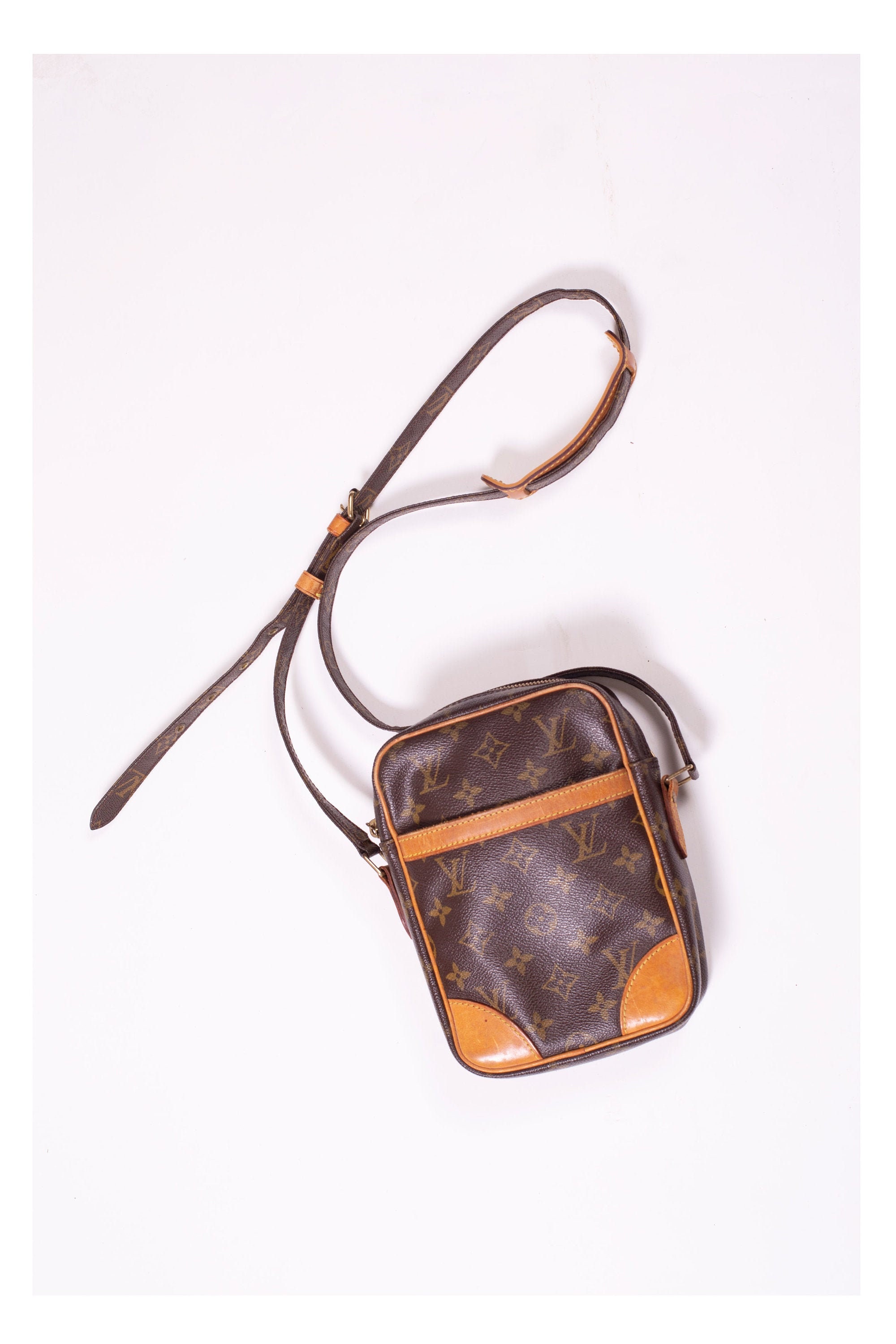 Lv Crossbody Bag Canada's