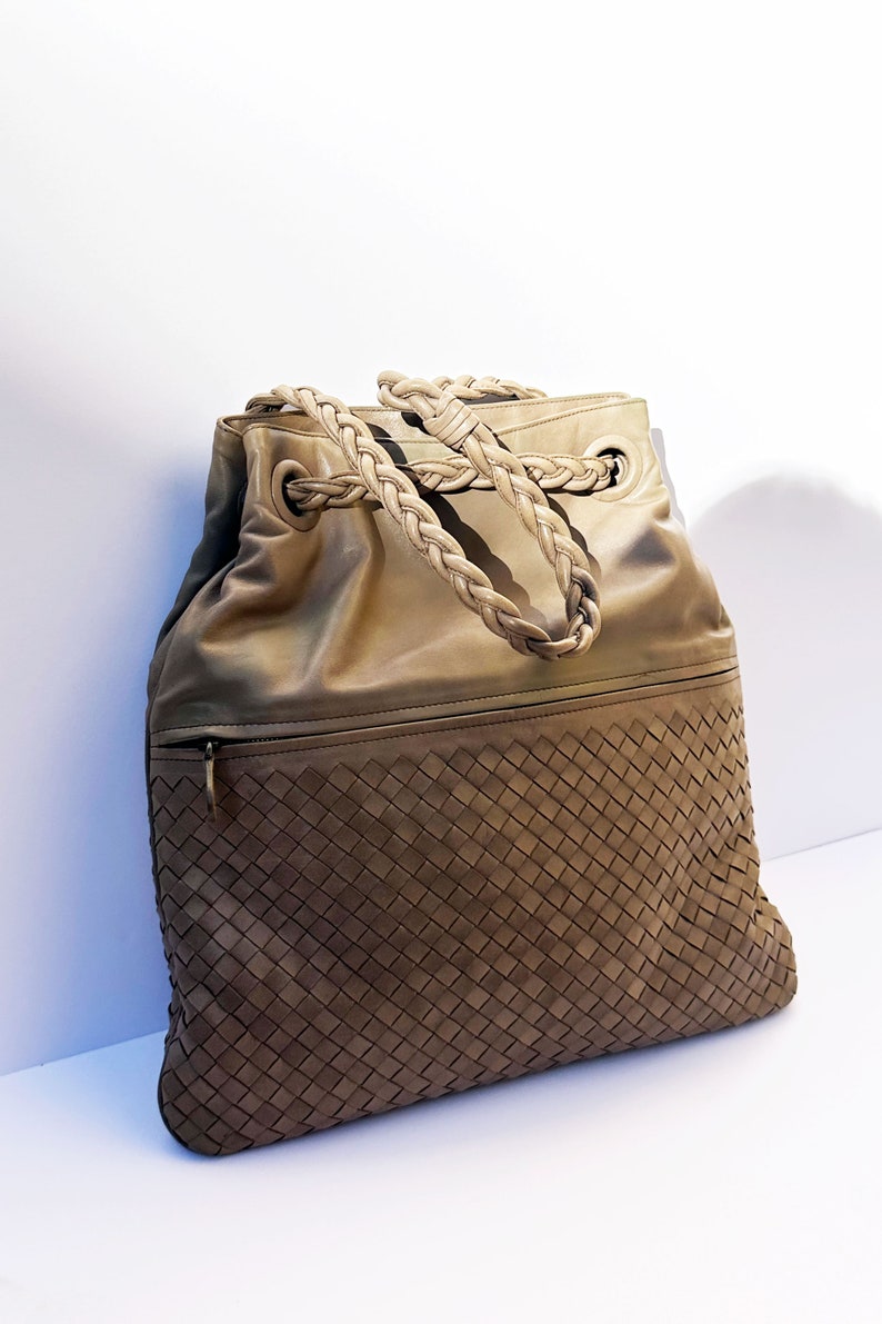 Bottega Veneta Nude Intrecciato Leather Convertible Shoulder Tote Bag with Braided Strap Woven Minimal Beige 90s image 4