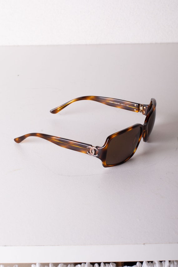 Vintage CHANEL Square Tortoise Shell Sunglasses w… - image 8